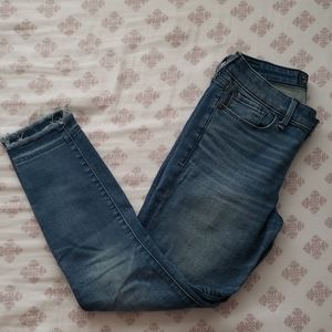 A&F Low Rise Ankle Jean